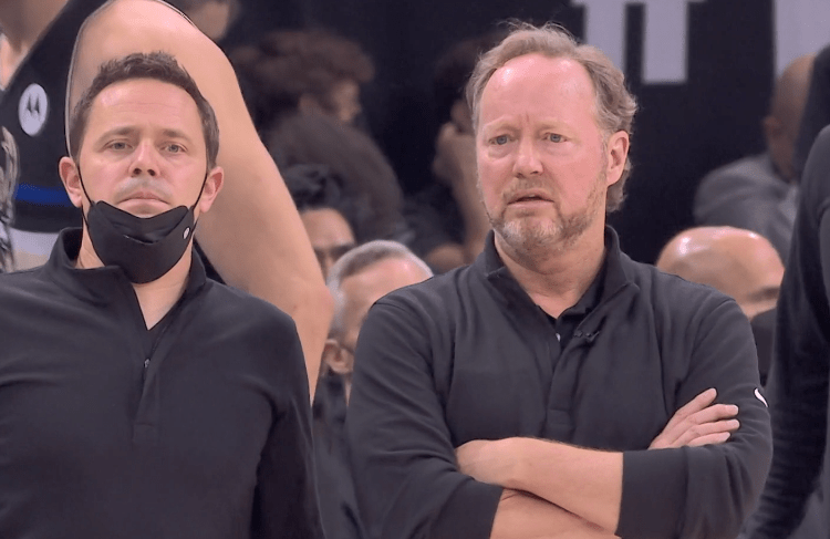 密尔沃基雄鹿的粉丝-开元娱乐网站