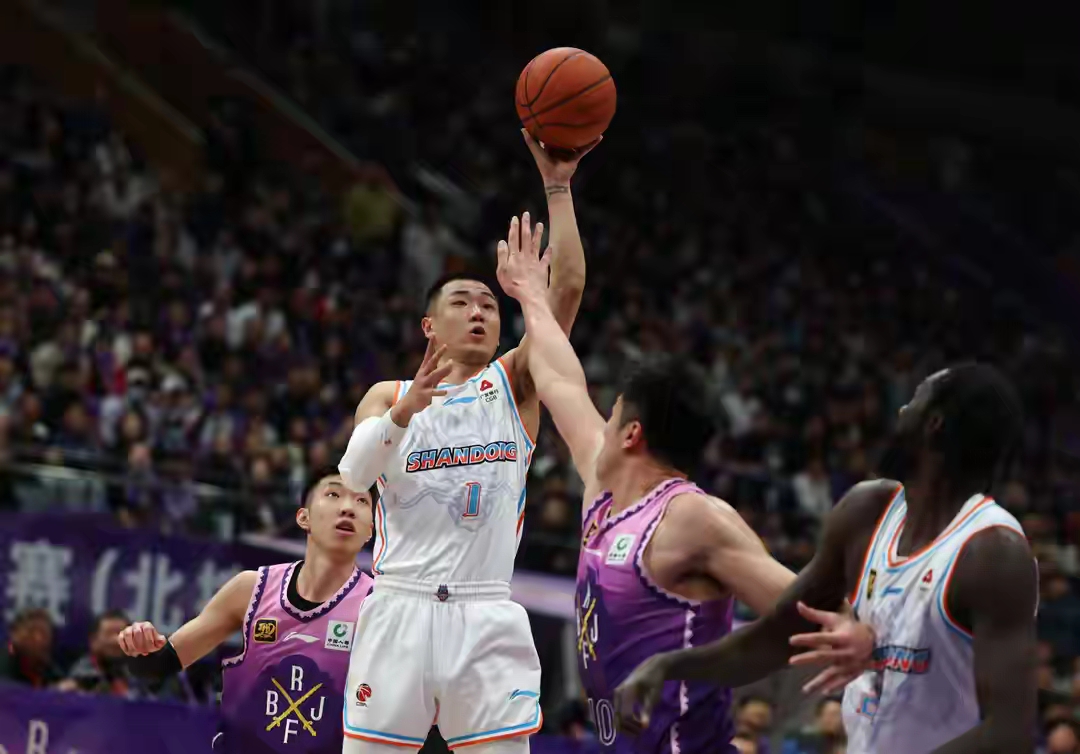 上海久事发布备战花絮,赛前强势反弹,NBA季后赛任务艰巨,年轻球员得到机会(今晚上海久事跟浙江稠州cba比赛)-开元娱乐