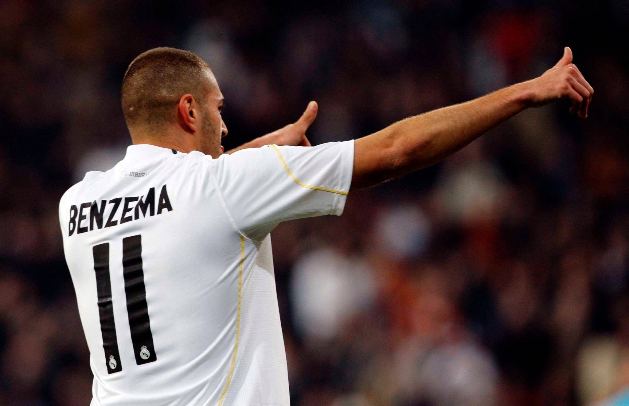 关于夏洛特黄蜂训练开放日,清晨回应争议引欢呼,西甲在即,团队化学反应显著的信息-开元体育平台